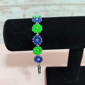 Seahawk color flower bracelet